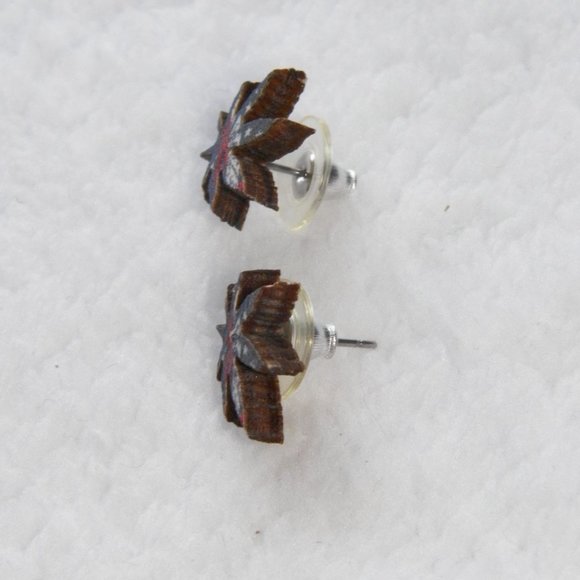 🇺🇸5/8" Wood Patriotic Pot Leaf Earrings American Flag 42 - Picture 4 of 5